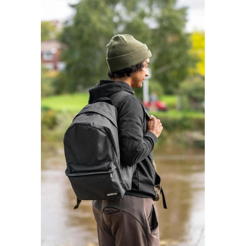 Trophy Compact Rucksack 18L 40x28x18